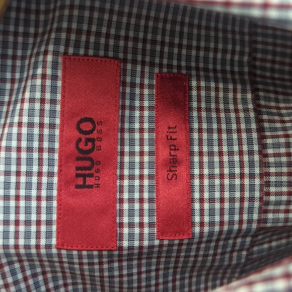 Hugo Boss Men's Sharp Fit Red White Gray Plaid Shirt - M Like New - Picture 2 of 8